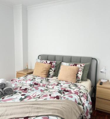 Olivais Bed & Breakfast | Pink House - Lisbon