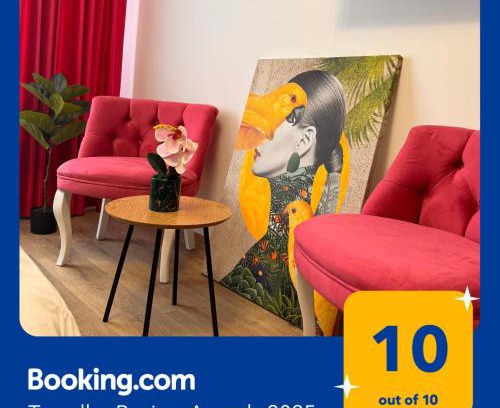 Suceava Apartment | Pink Jungle Flat