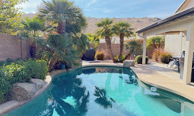 Pinnacle Hill House | Pinnacle Hill Oasis Vacation Rental Glendale AZ, Our Vacation Rentals are not just a vacation home,