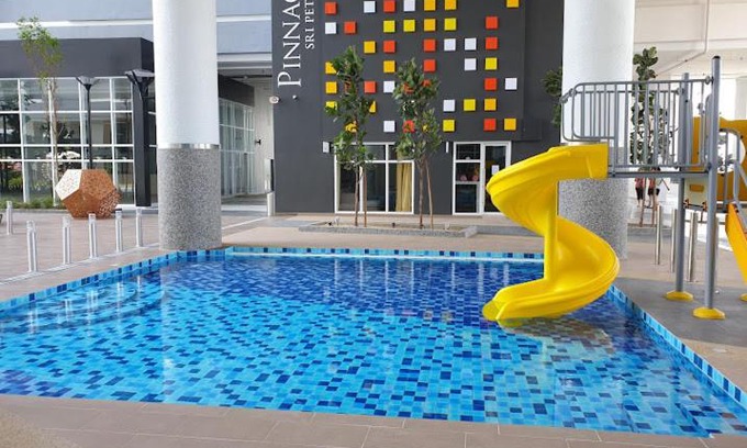 Sri Petaling Apartment | Pinnacle Sri Petaling nearby Stadium Bukit Jaili Cozy 8ppl Maxine suite
