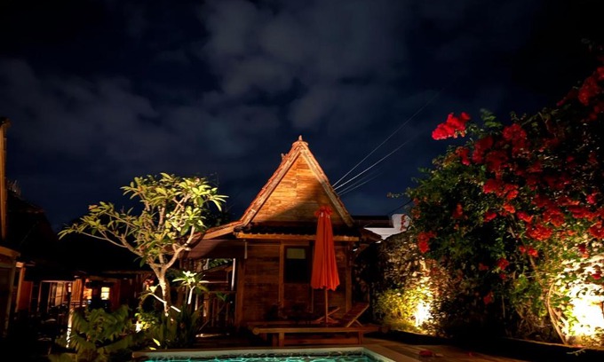 Bukit Bed & Breakfast | PINOKKIO B&B Restaurant