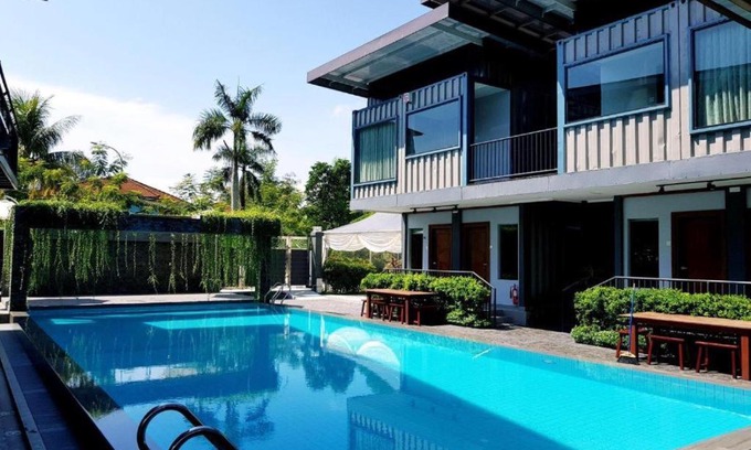 Miri Apartment | PINTARMAN FAMILY SUITES @ MIRI LUAK BAY