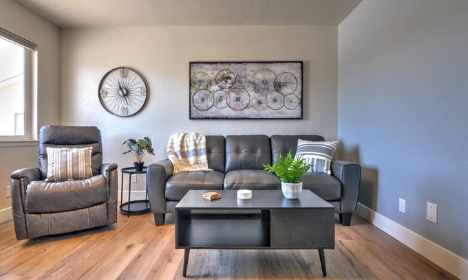 Grand Junction House | Pinyon Pines, 2-bedroom Townhome. Newly Remodeled Unit A