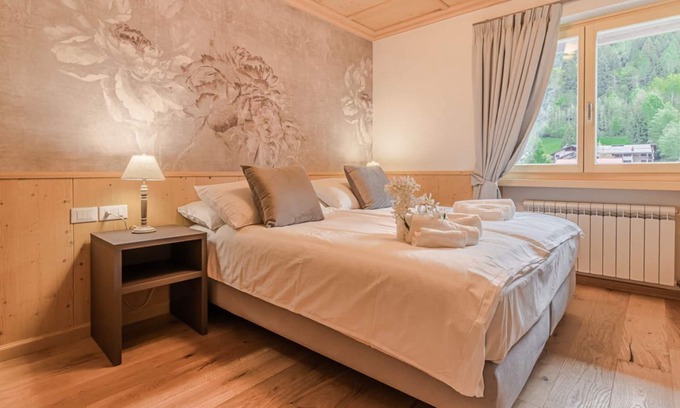Giustino Apartment | PINZOLO - THREE APARTMENT WITH TWO BATHROOMS AND WIFI