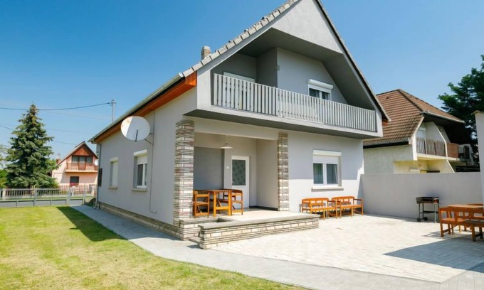Balatonfenyves House | Pioneer by Interhome