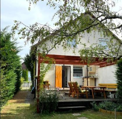 Balatonszarszo House | Pipacs