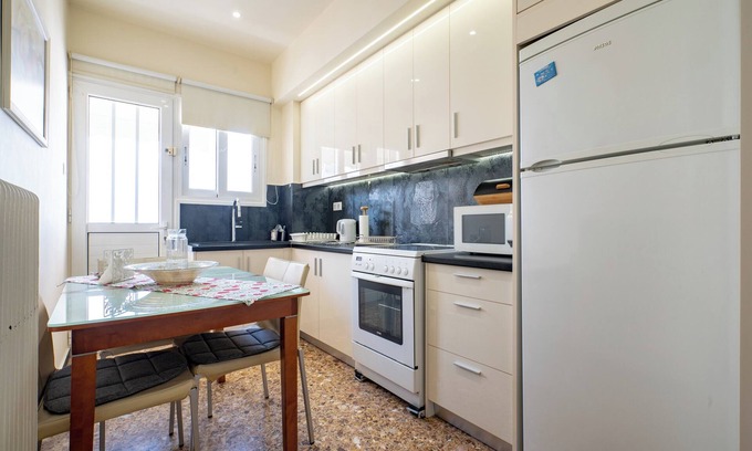 Atalanti Apartment | Piraiki Sea View Apt, 2bdrms, 4 pers by MPS