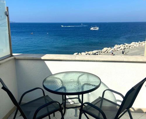 Piran Apartment | Piran great terrace facing sea !