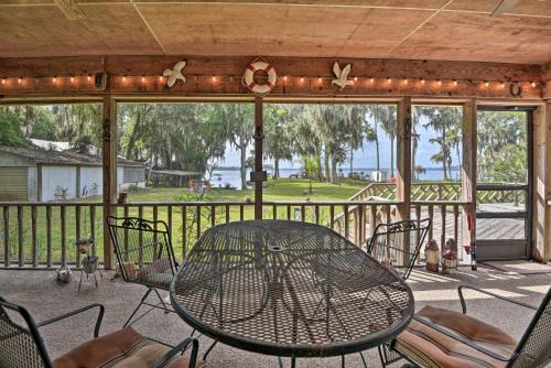 Welaka House | Pirate Cove Home in Welaka Dock and River Access!