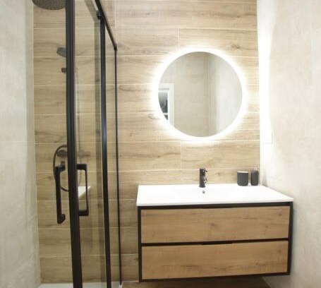 La Corredoria y Ventanielles Apartment | Piso a un paso del centro Oviedo