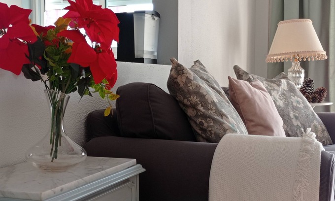 Montequinto Apartment | Piso Acogedor +4personas 1mint. Metro