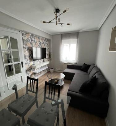 Burgos Apartment | Piso acogedor cerca del centro.