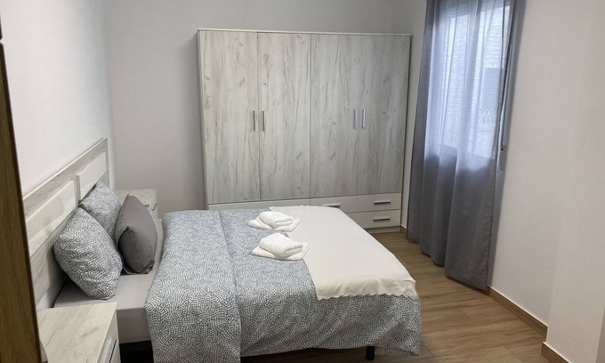 Castello de la Plana Apartment | Piso centrico