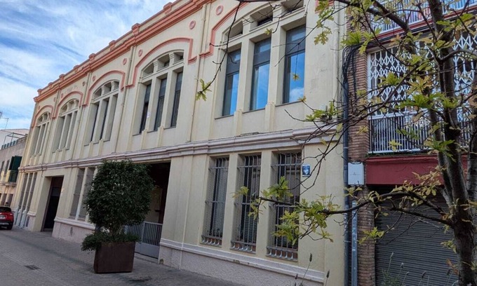 Premia de Mar Apartment | Piso para 4 personas para estancia de trabajo a 30 minutos de Barcelona.
