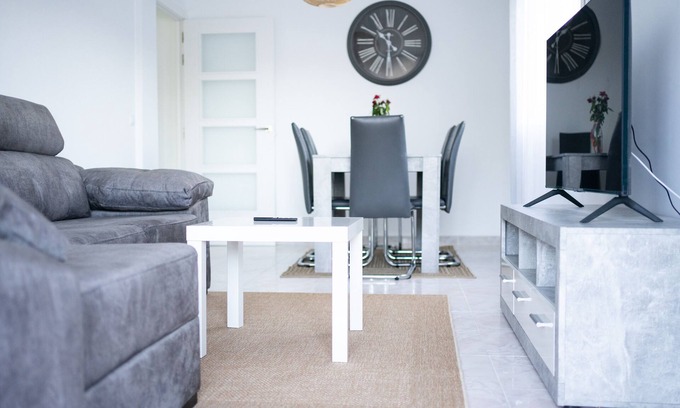 Cassa de la Selva Apartment | Piso Turístico Cassa de la Selva