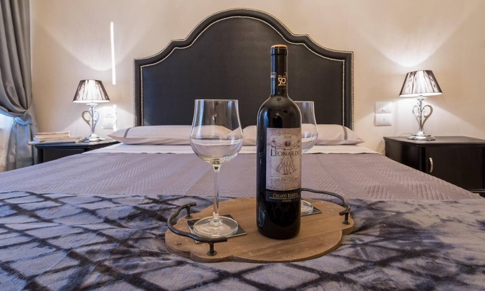 Pistoia House | Pistoia Luxury Suite