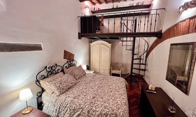 Oltrarno Apartment | Pitti Sweet House