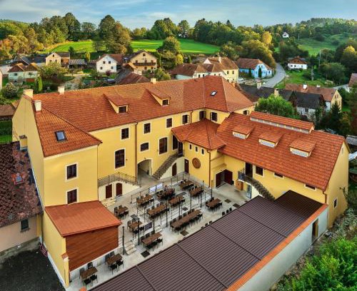 Rozmberk nad Vltavou Hotel | Pivovar Rožmberk