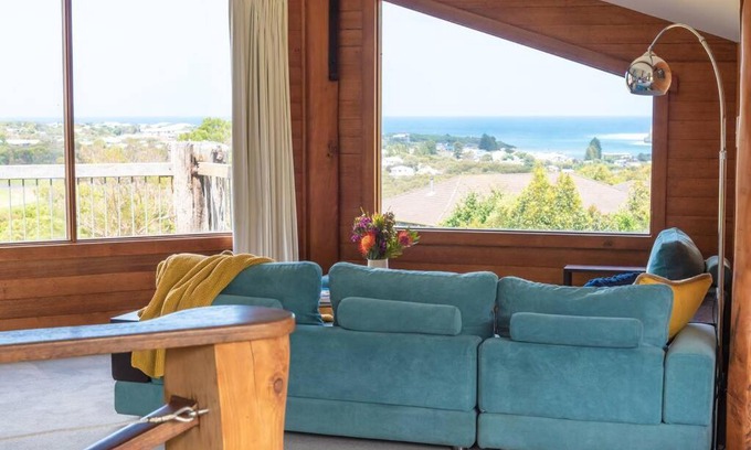 Port Campbell House | Pixies at Eco Bay