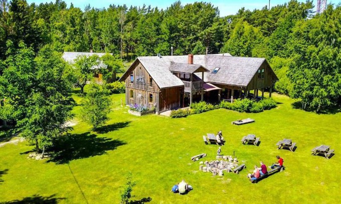 Irbene House | PIZĀ Guest House & Campsite