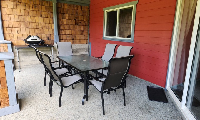 Duncan House | Planning a Golf or Winery Tour? SxS or MTB adventure? Working out of Town?