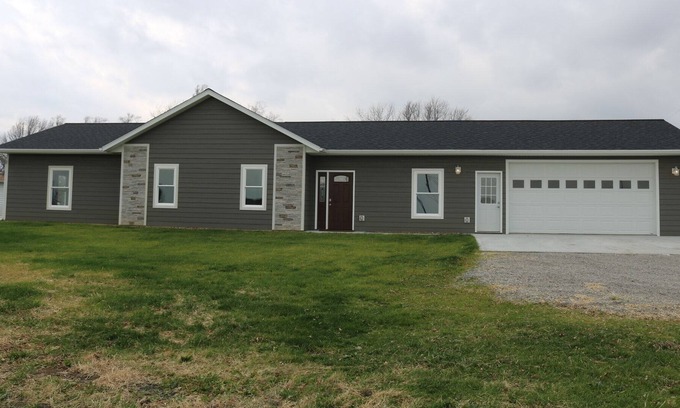Plano House | Plano house near Lake Rathbun