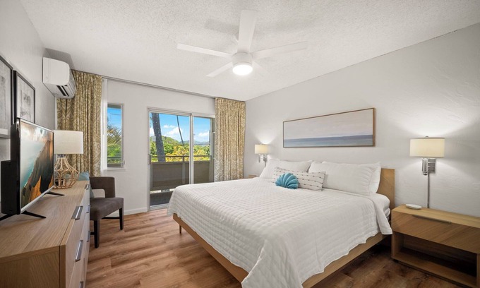 Wailua Condo | Plantation Hale Suites J9, AC, Walk to town, Near Beaches, Wifi