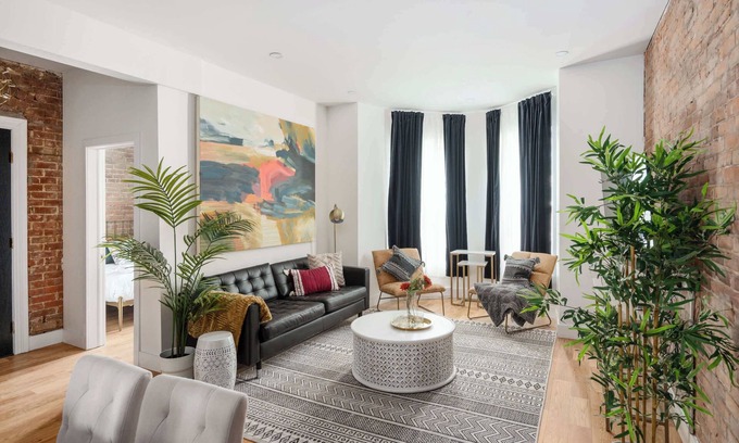 Mile End Apartment | Plateau Mt Royal-Mile End |3BDRS-2BA&Parking
