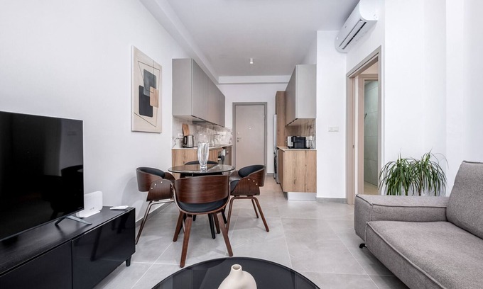 Limassol Apartment | Platinum 77 VII - Two Bedroom Apartment, Sleeps 4