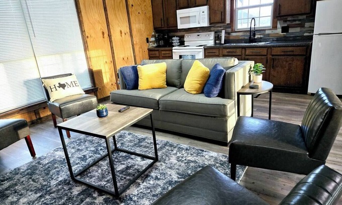 Quitman House | Playin Hooky on Lake Fork-Waterfront-Boat Ramp