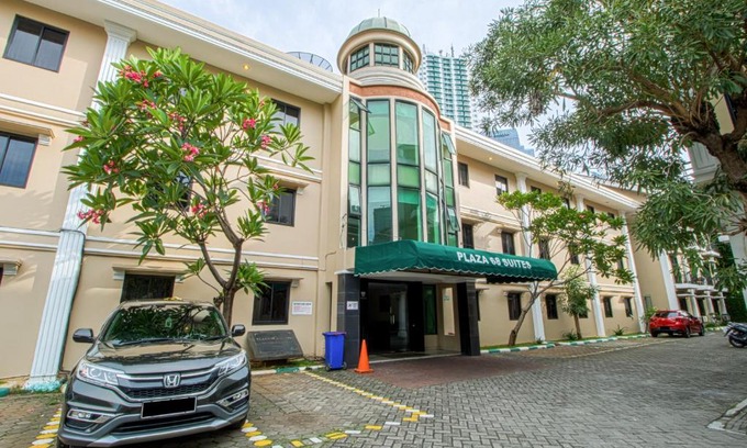 Kuningan House | Plaza 68 Residence