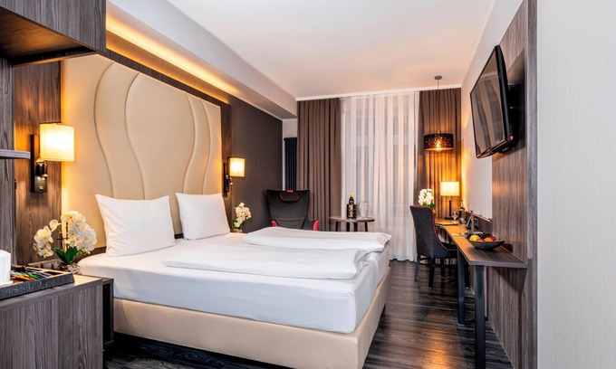 Norderstedt Hotel | PLAZA Premium Parkhotel Norderstedt
