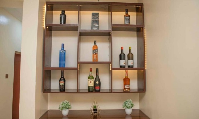 Ikeja Apartment | Pleasant apartment with AC in vibrant Lagos