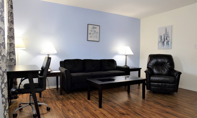 Donna Apartment | Pleasant corporate apartment with AC in Donna