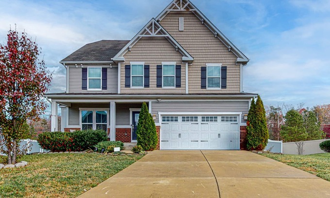 Waldorf House | Pleasant White Plains home with in-home gym, game tables, & jetted tub