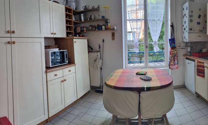 Quartier de France Apartment | -Plein Centre- Comfortable-Spacious-3 Bedrooms-