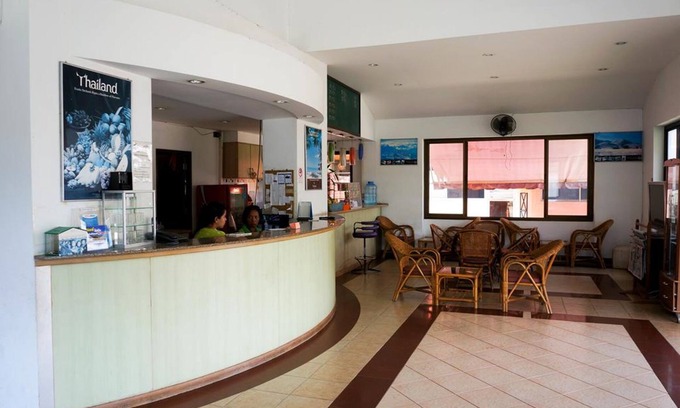 Makham Tia Hotel | Plernpetch Hotel