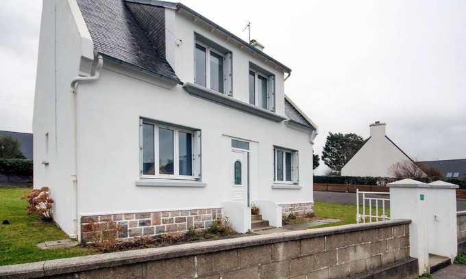 Plouarzel House | Plouarzel Home