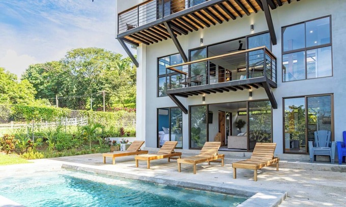 Nicoya Peninsula Apartment | Plush Apartment on 3rd Floor w/Ocean Views
