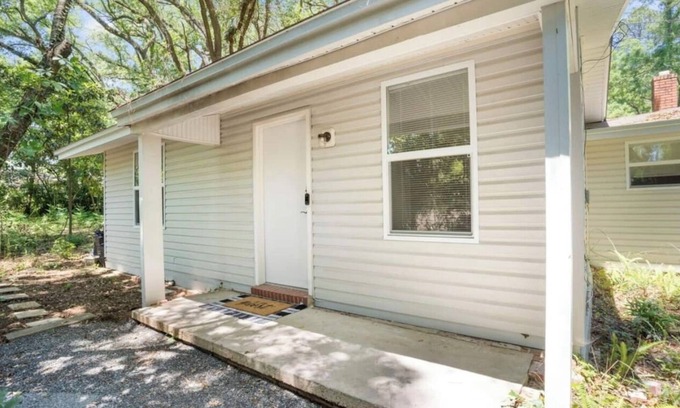 Chapel Ridge House | Plush, Private, Modern and Minutes from Campus