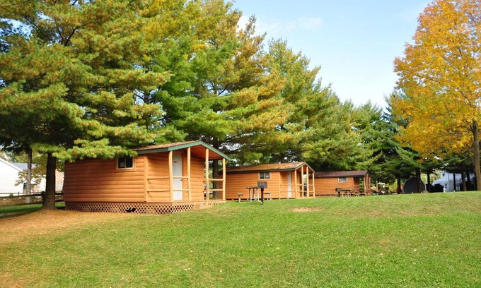 Plymouth Resort | Plymouth Rock Camping Resort One-Bedroom Cabin 6