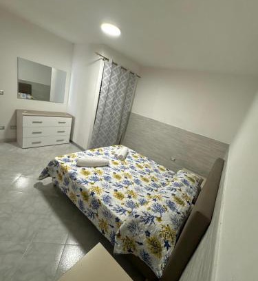 La Pietraia Apartment | PM 18 Via delle Baleari Guest House