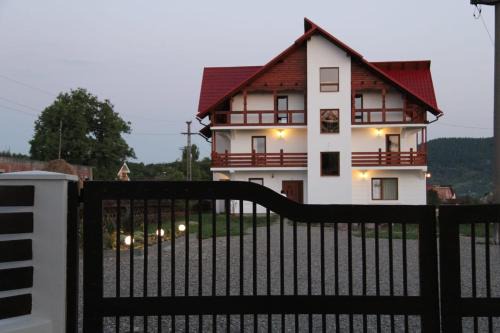 Sighetu Marmatiei House | Poème