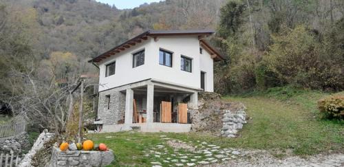 Tolmin Apartment | Počitniška hiška v grapi
