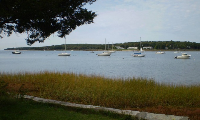 Pocasset House | Pocasset Harborfront Family Home Barlow's Landing - Tax Free