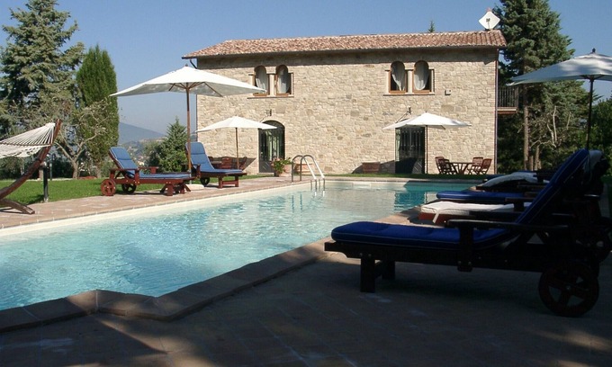 Ramazzano Villa | Podere Caldaruccio La Pineta Villa 22 people