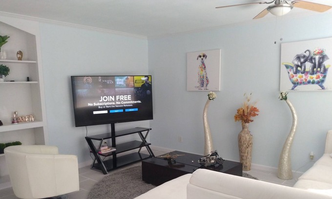 Iowa Apartment | Poetry Apartment