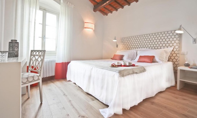Bagno a Ripoli Bed & Breakfast | Poggio Baronti B&B