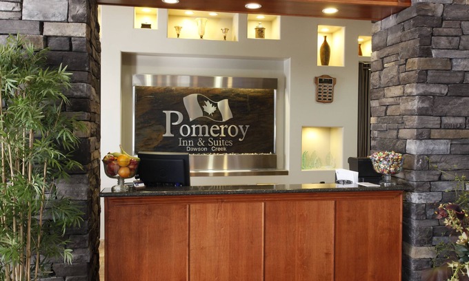 Dawson Creek Hotel | Pomeroy Inn & Suites Hotel Dawson Creek