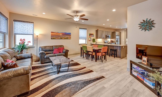 Poncha Springs House | Poncha Springs Townhome- Dream On